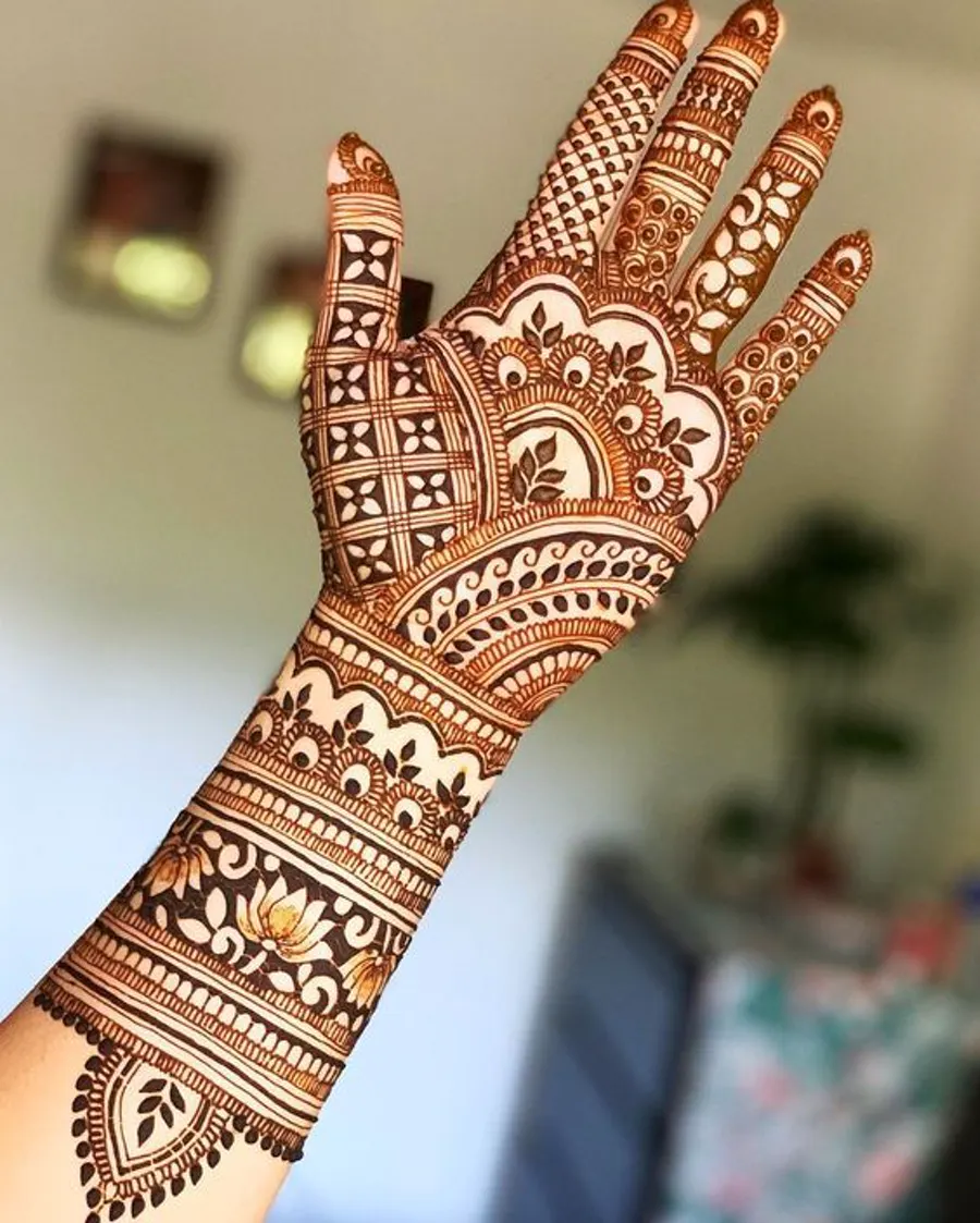 10 Punjabi Mehndi Designs Thetrendybride All about bridal